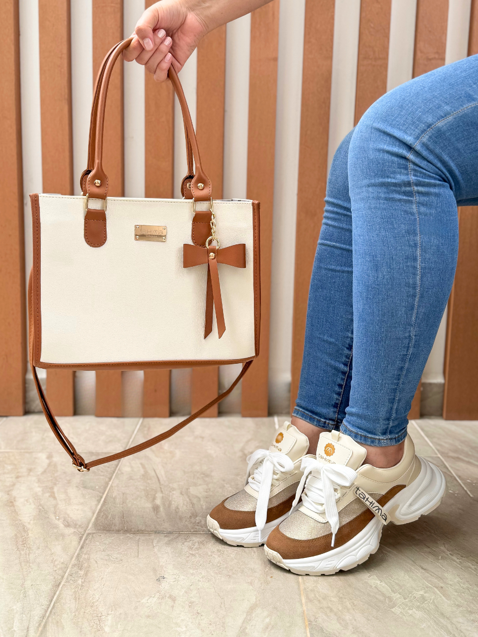 gid://shopify/MediaImage/24950423847006